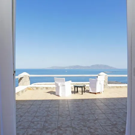 On The Rocks W Hot Tub At Cavo Delos فيلة