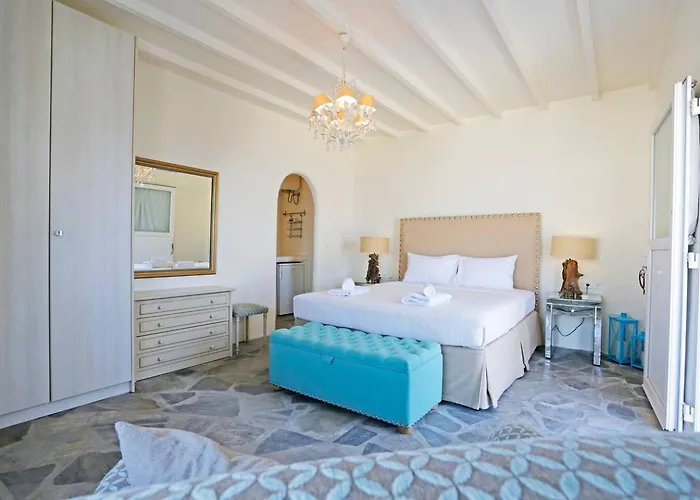 Villa On The Rocks W Hot Tub At Cavo Delos