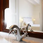 On The Rocks W Hot Tub At Cavo Delos Вилла *