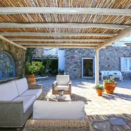 فيلة On The Rocks W Hot Tub At Cavo Delos Agios Ioannis Diakoftis