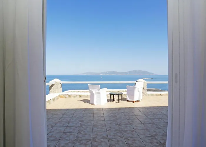 On The Rocks W Hot Tub At Cavo Delos فيلة