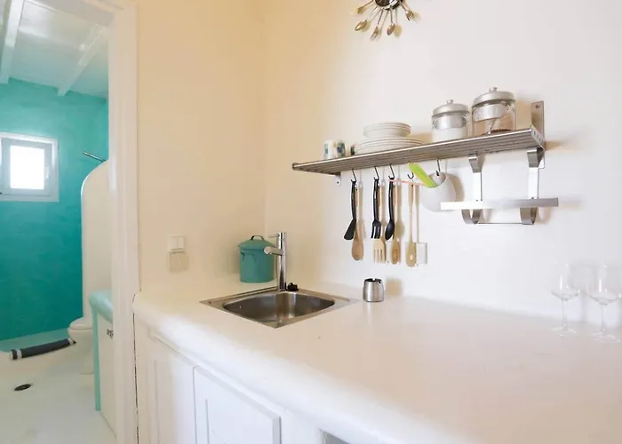 On The Rocks W Hot Tub At Cavo Delos فيلة Agios Ioannis Diakoftis