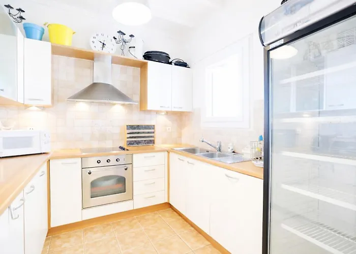 فيلة On The Rocks W Hot Tub At Cavo Delos Agios Ioannis Diakoftis